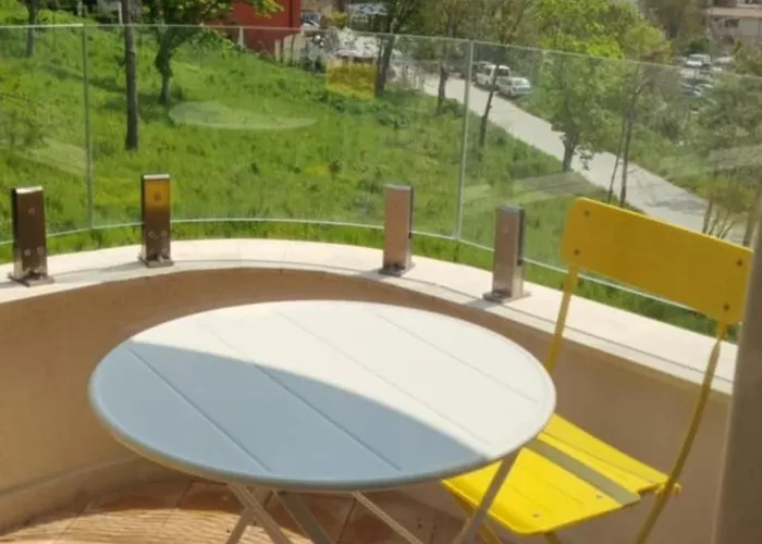 Atea Perla Апартамент Каварна